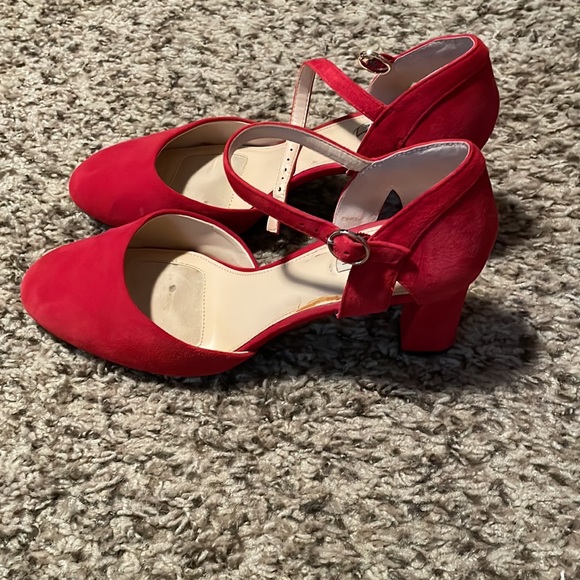 Res heels - Picture 2 of 4